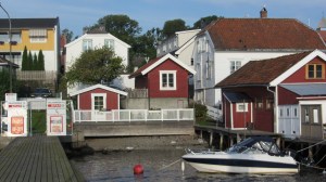 Sett fra Gjestebrygga, inngang fra Strandgata