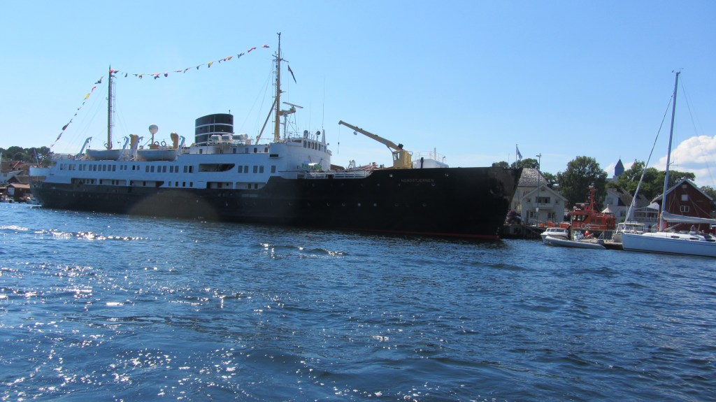 Den fredete Hurtigruten "Nordstjernen" i Langesund 2014