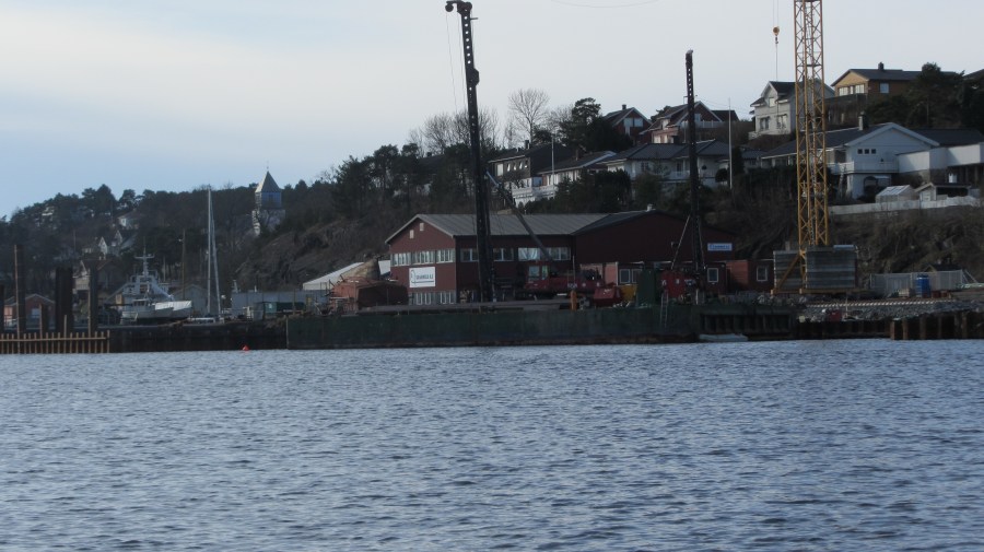 Skarweld er nabo til Havneterminalen