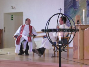 Sokneprest Jan Terje Hanssen og student Stian Hansen