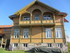 Skougaards hus, fasade syd